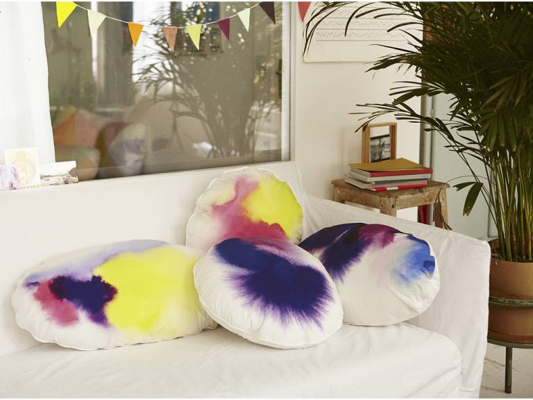 Coussins tie and dye