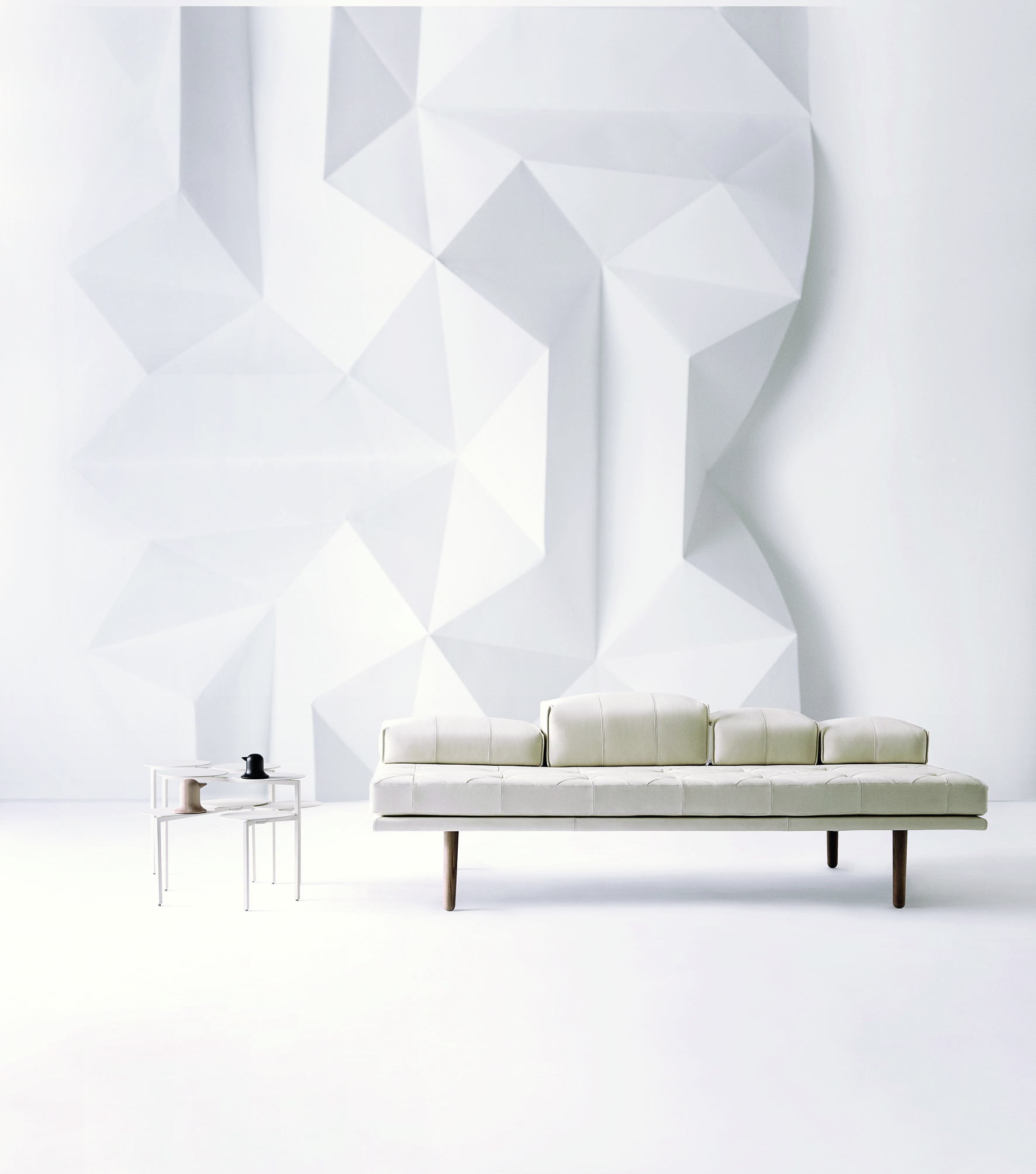 Day Bed // Hëllø Blogzine www.hello-hello.fr #daybed #nendo #boconcept