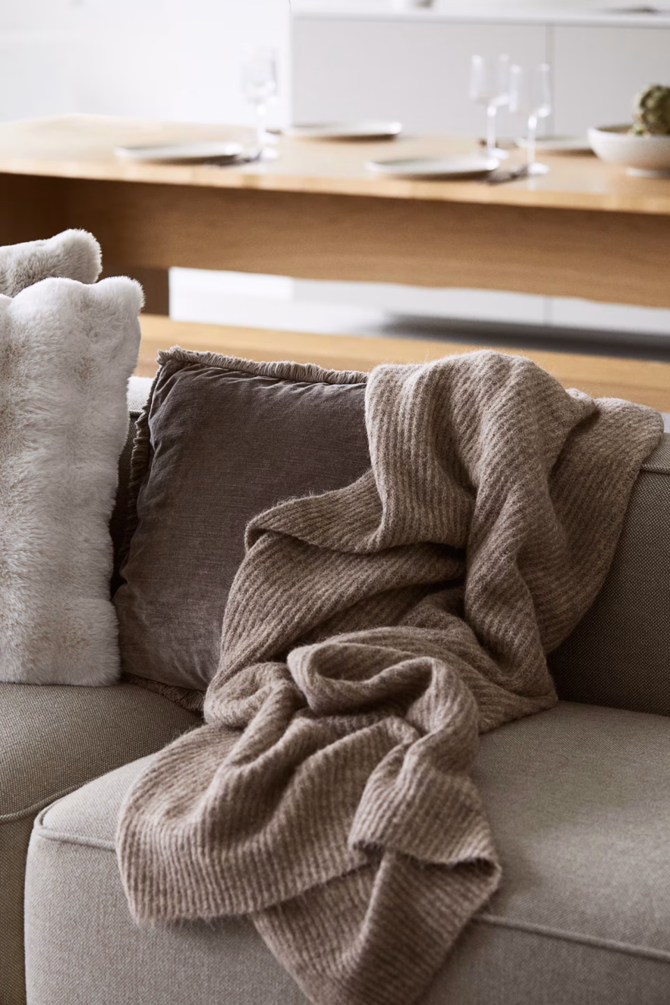 Des plaids parfaits pour le cocooning // Hellø Blogzine - Blog déco lifestyle