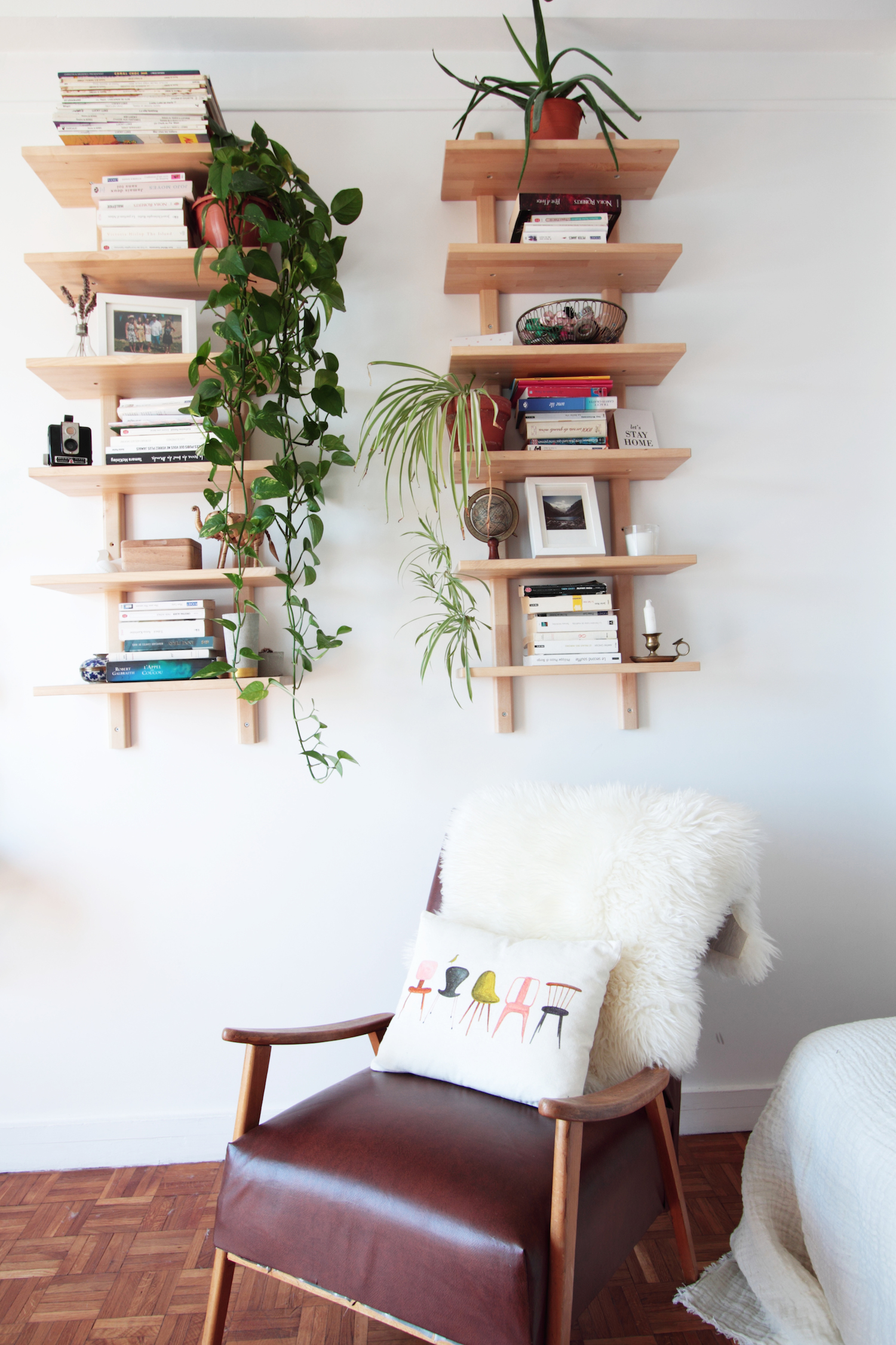 home-tour-appartement-parisien-vert-plantes-solene