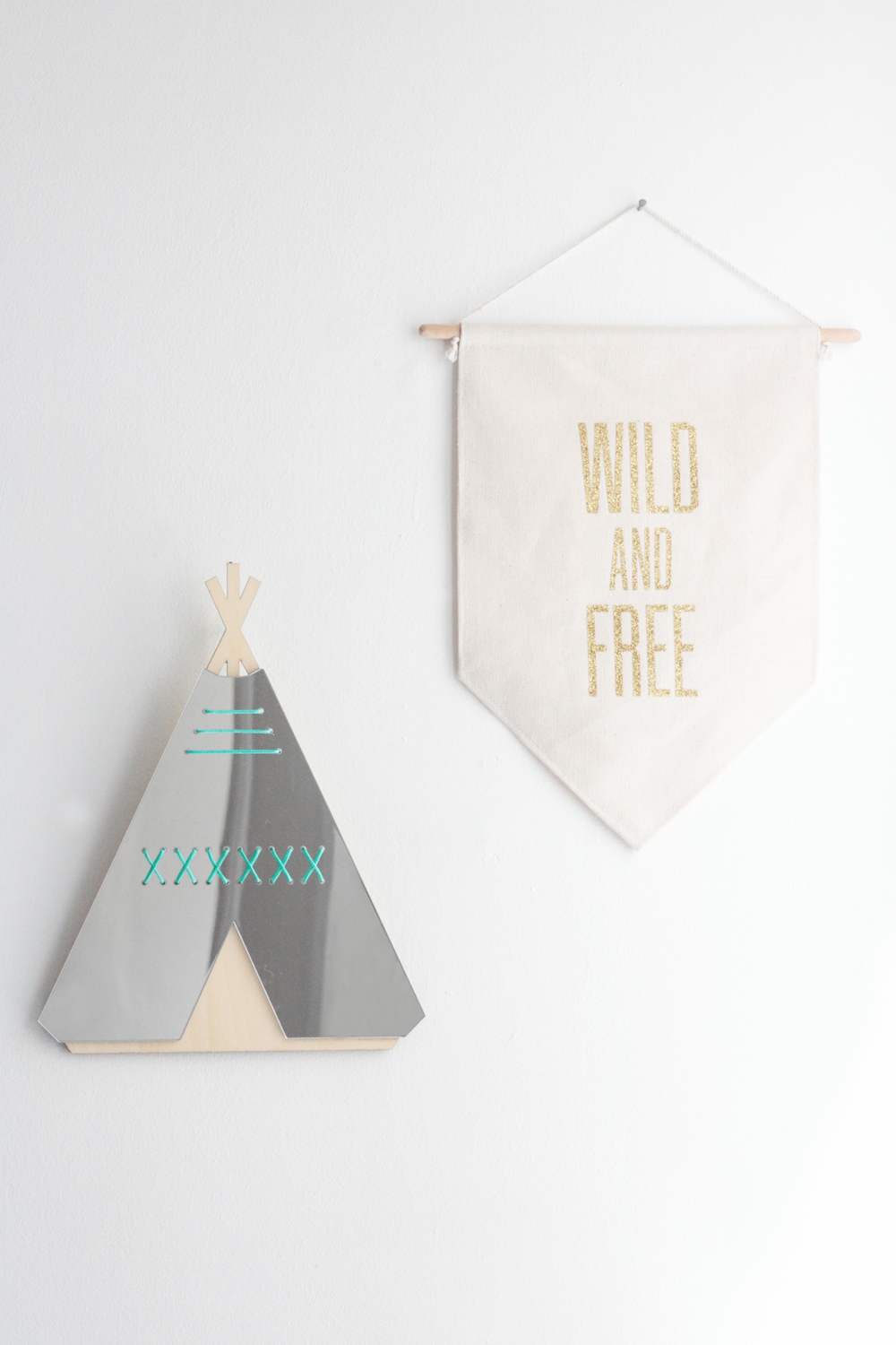 Miroir Teepee Les Petites Découpes // Hëllø Blogzine blog deco & lifestyle www.hello-hello.fr