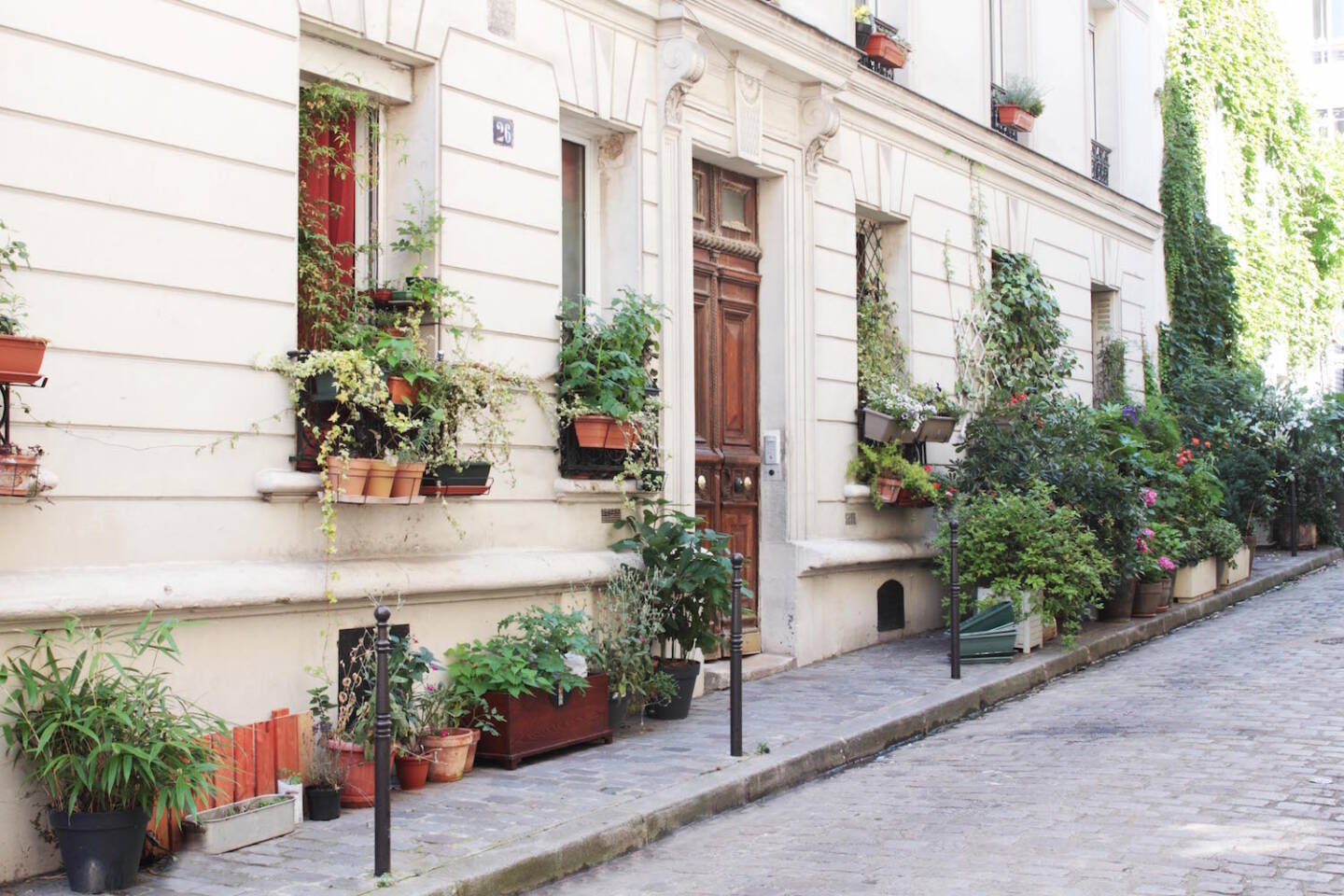 Vintage parisian apartment // Hëllø Blogzine blog deco & lifestyle www.hello-hello.fr