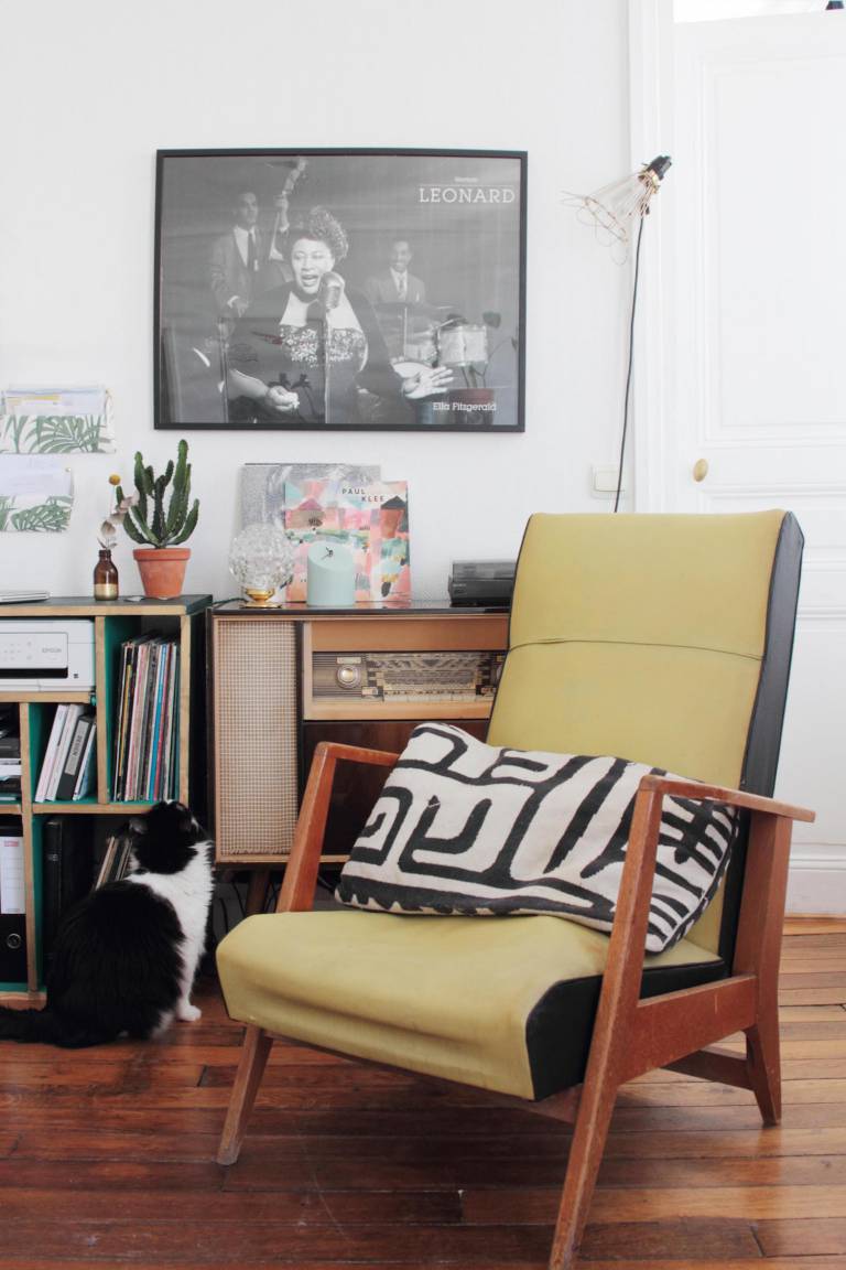 Vintage parisian apartment // Hëllø Blogzine blog deco & lifestyle www.hello-hello.fr