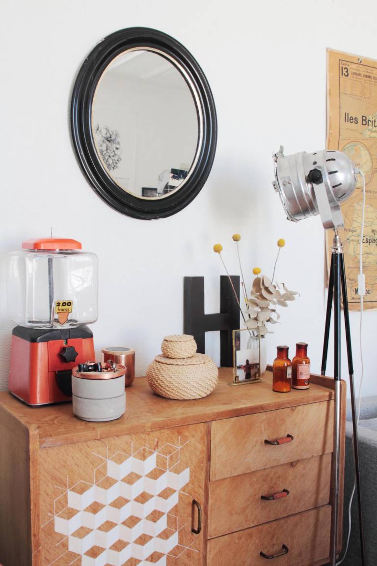 Vintage parisian apartment // Hëllø Blogzine blog deco & lifestyle www.hello-hello.fr