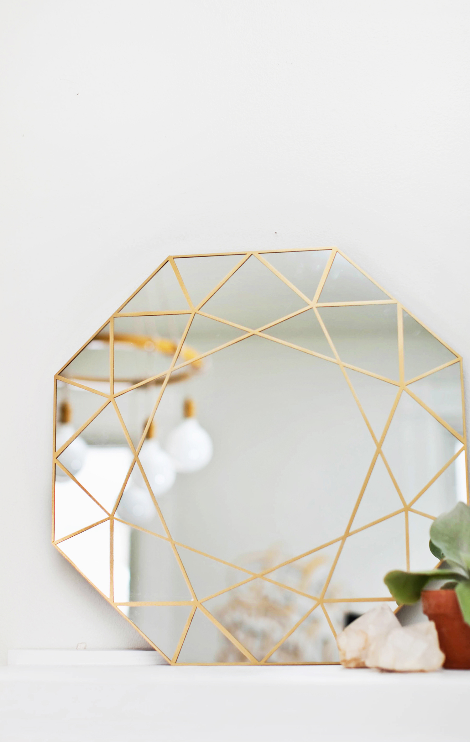 Decorate With Mirrors // Hëllø Blogzine blog deco & lifestyle www.hello-hello.fr