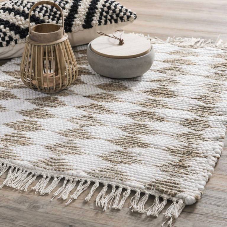 tapis de jute // Hëllø Blogzine blog deco & lifestyle www.hello-hello.fr