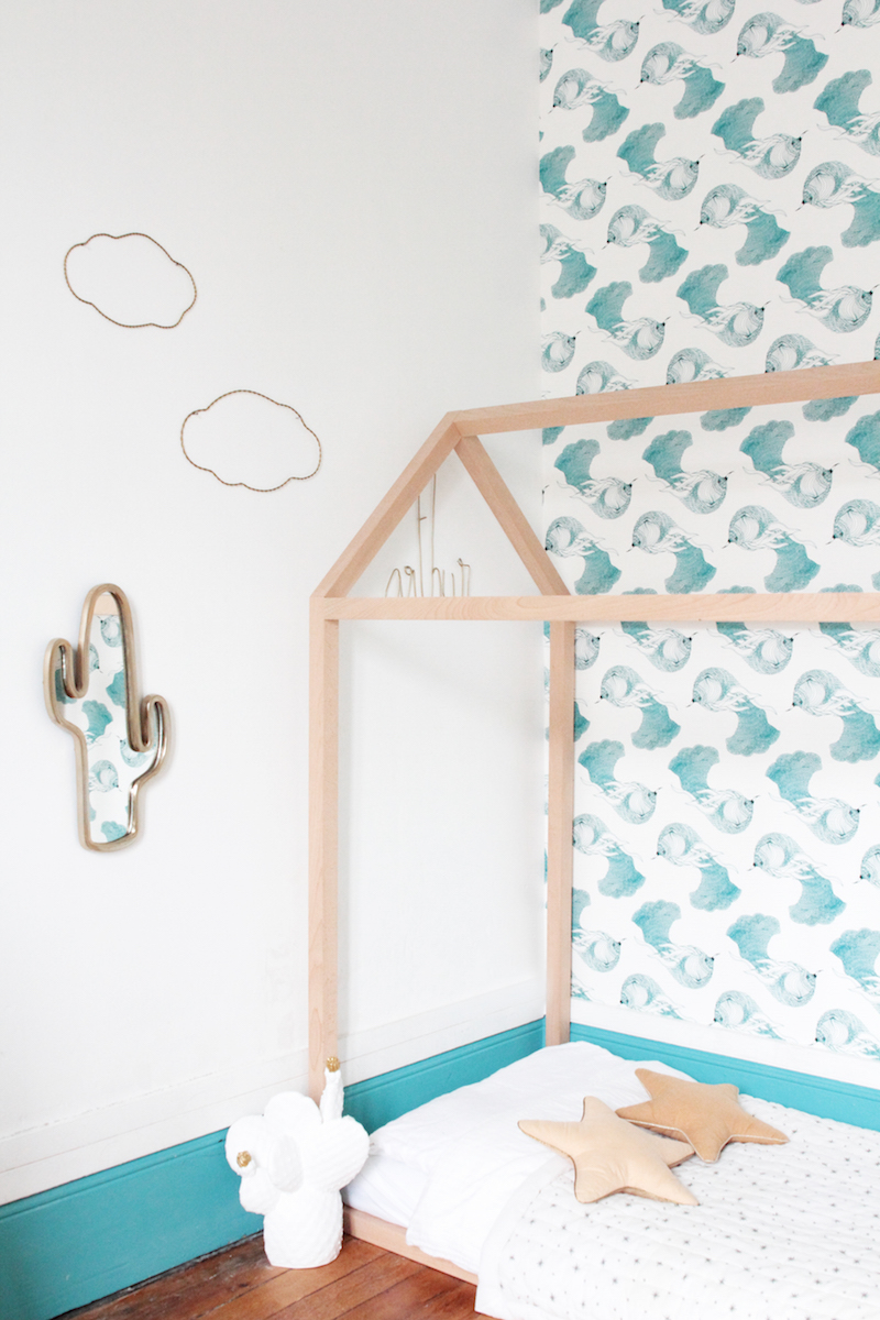 French Boy's Room Turquoise // Hëllø Blogzine blog deco & lifestyle www.hello-hello.fr #blomkal #ateliermouti #kids #kidsroom #cactus #cactusmirror #ampm #cloud