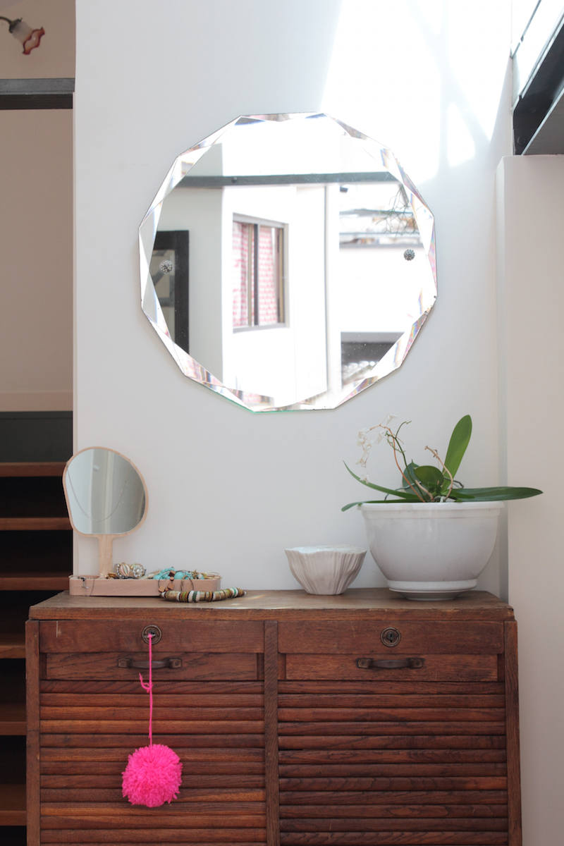 Loft bohème vintage créatif, Aurélia Wolff fondatrice de Whole // Hëllø Blogzine blog deco & lifestyle www.hello-hello.fr #loft #industriel #vintage #paris #france #wholeconcept #ecofriendly