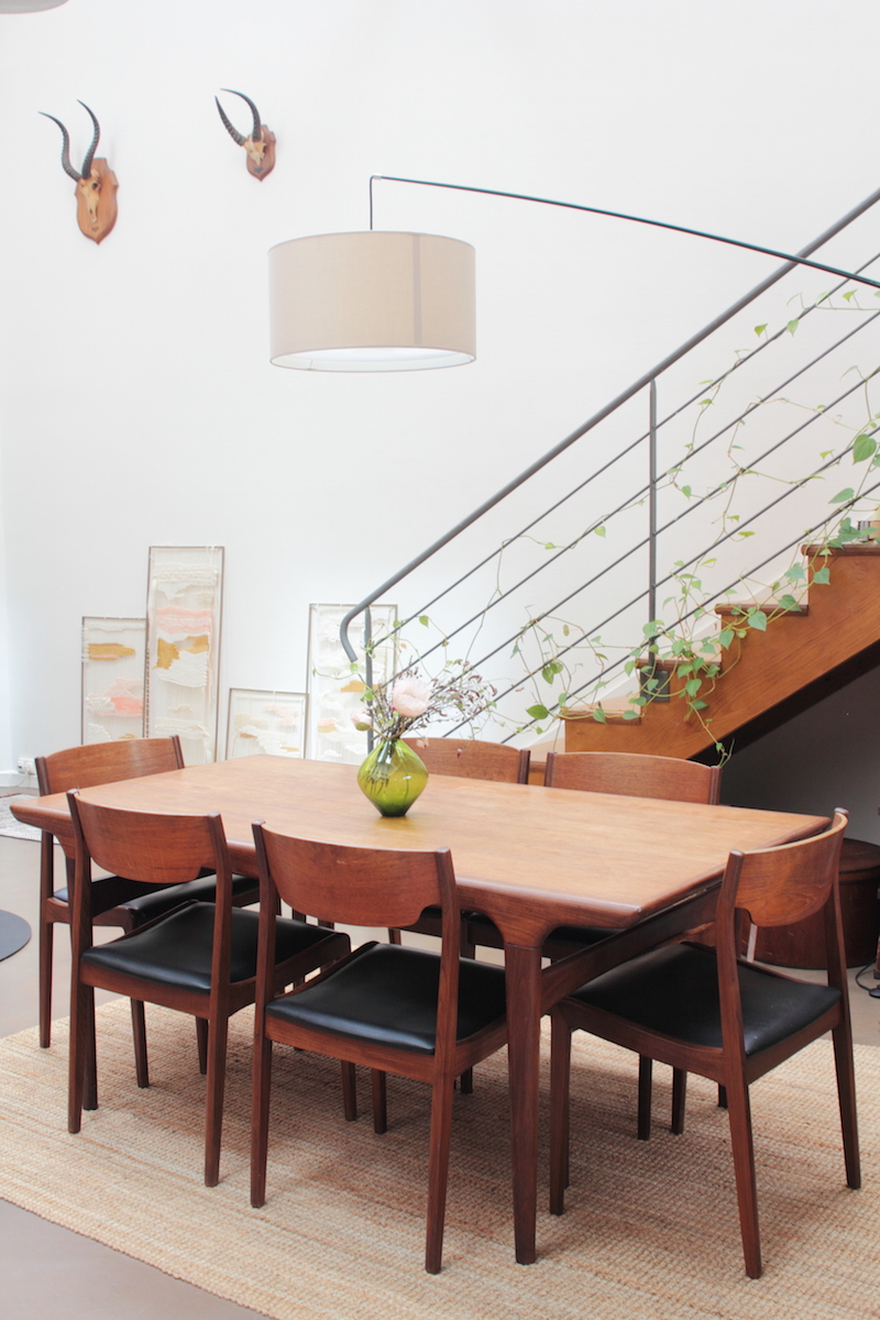 Loft bohème vintage créatif, Aurélia Wolff fondatrice de Whole // Hëllø Blogzine blog deco & lifestyle www.hello-hello.fr #loft #industriel #vintage #paris #france #wholeconcept #ecofriendly