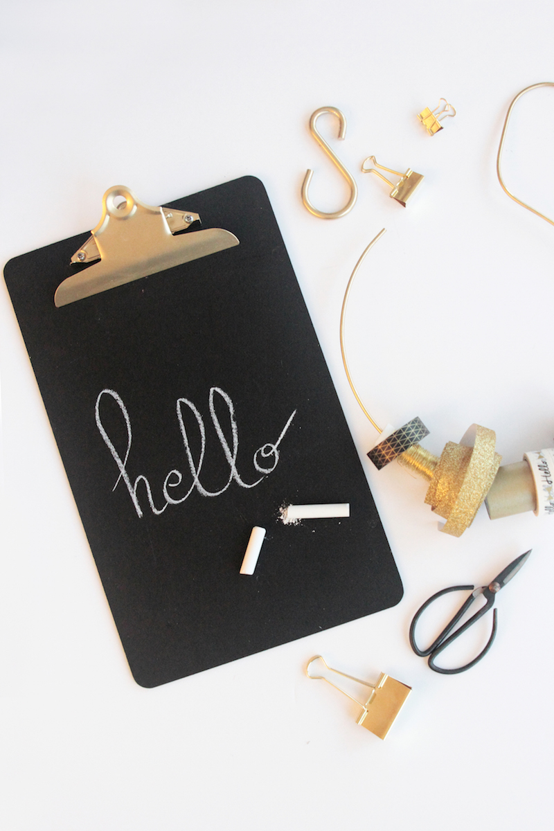 DIY Desk Organizer // Hëllø Blogzine blog deco & lifestyle www.hello-hello.fr #gold #deskorganizer #desk #diy