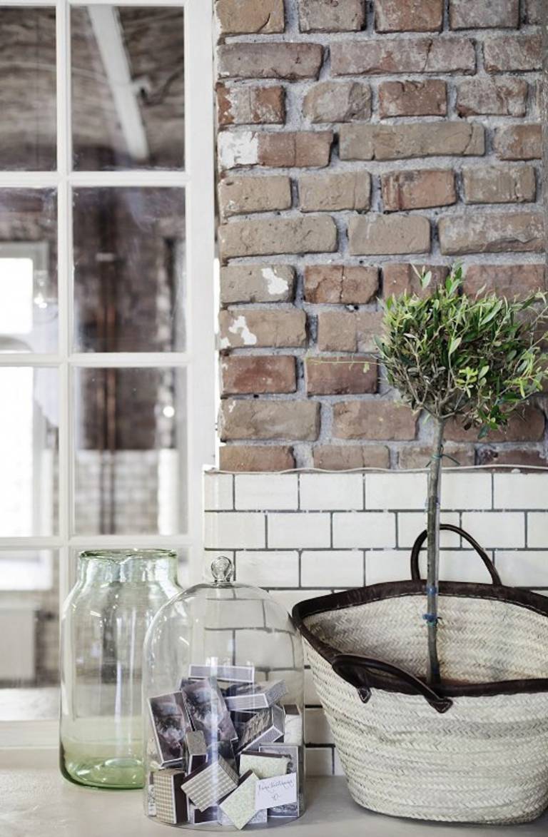 Déco mur de briques // Hëllø Blogzine blog deco & lifestyle www.hello-hello.fr #murdebrique #brickwall