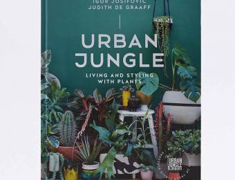 Des Livres qui donnent envie de jardiner // Hëllø Blogzine blog deco & lifestyle www.hello-hello.fr #urbanjungle #book #greeninterior