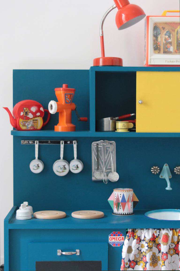Appartement parisien rétro, Anne-Sophie Les Moustachoux // Hëllø Blogzine blog deco & lifestyle www.hello-hello.fr #retro #paris #vintage
