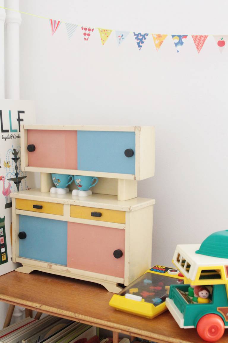 Appartement parisien rétro, Anne-Sophie Les Moustachoux // Hëllø Blogzine blog deco & lifestyle www.hello-hello.fr #retro #paris #vintage