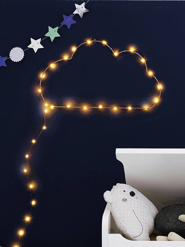 nuage lumineux déco murale // Hëllø Blogzine blog deco & lifestyle www.hello-hello.fr