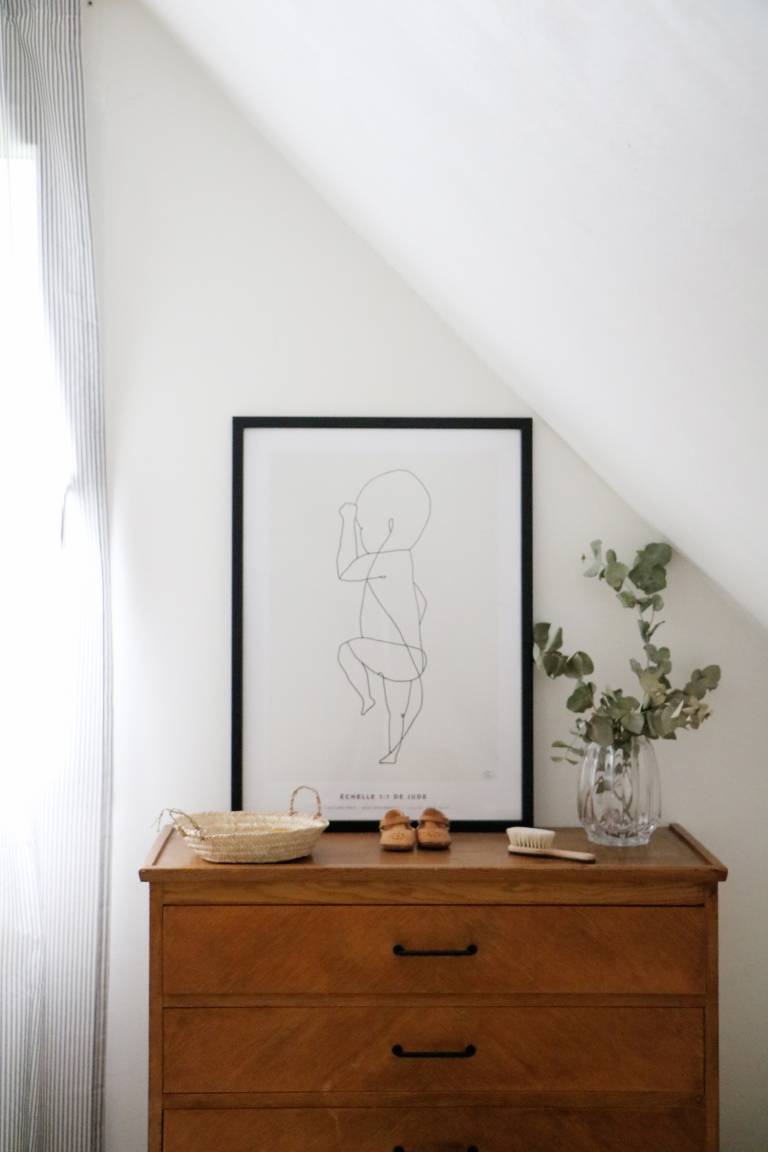 Déco chambre d'enfant rétro et nature. Commode vintage // Hëllø Blogzine blog deco & lifestyle www.hello-hello.fr