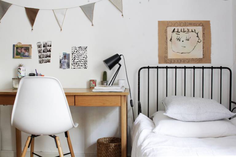 Home Tour du Duplex Parisien de la créatrice de l'e-shop Linen and Milk // Hëllø Blogzine blog deco & lifestyle www.hello-hello.fr