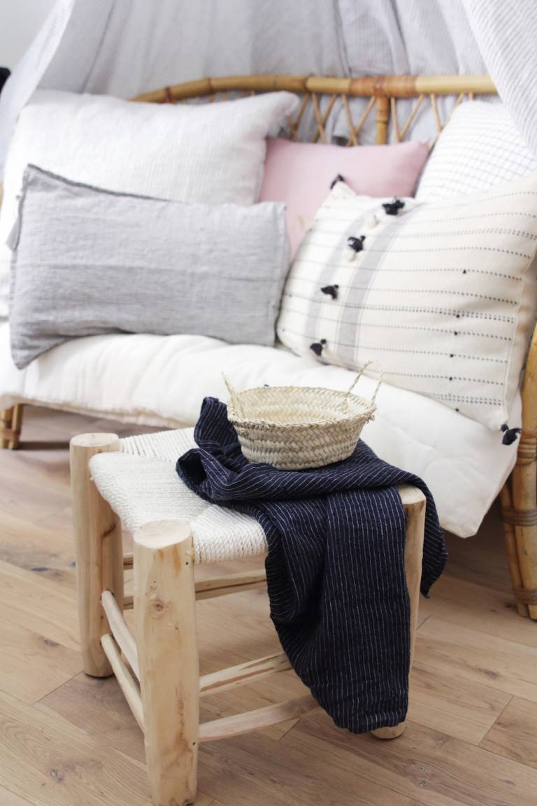 Home Tour du Duplex Parisien de la créatrice de l'e-shop Linen and Milk // Hëllø Blogzine blog deco & lifestyle www.hello-hello.fr