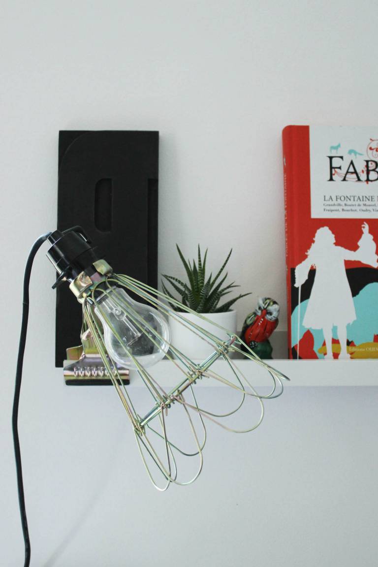 Chambre d'Ado Urban Jungle Lampe Baladeuse // Hëllø Blogzine blog deco & lifestyle www.hello-hello.fr