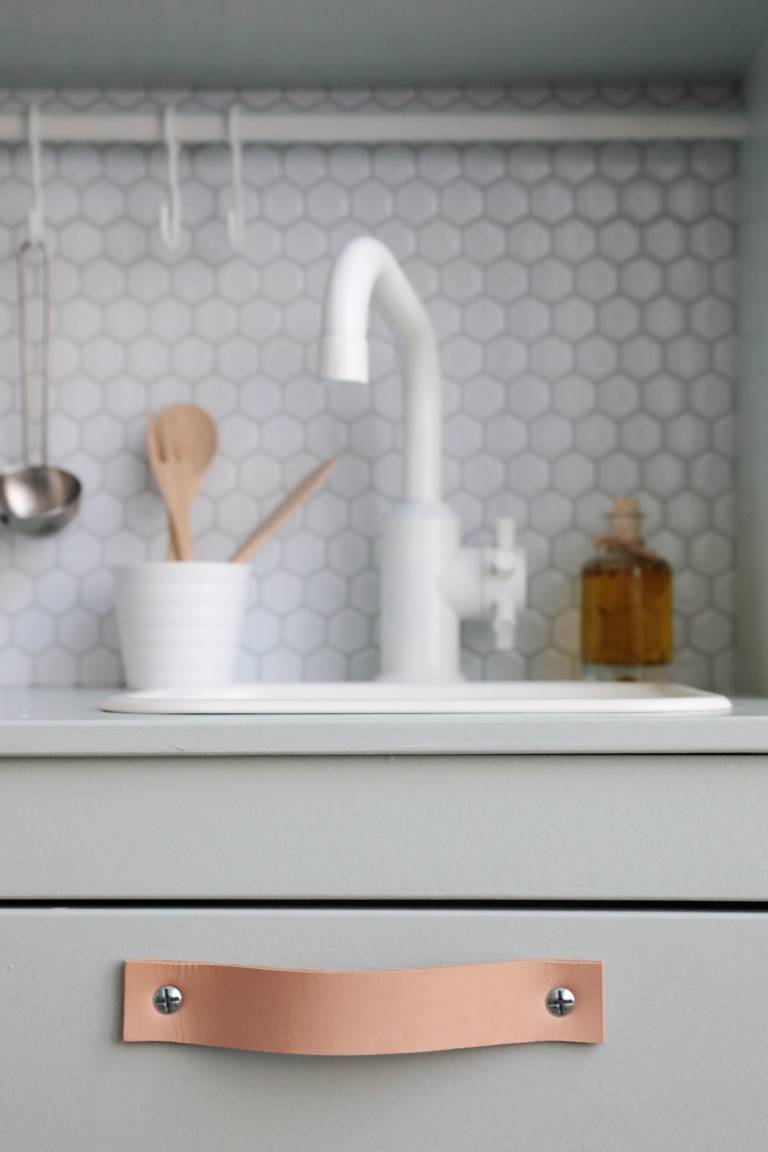 Ikea Hack : La cuisine pour enfant Duktig en mode Urban Jungle // Hëllø Blogzine blog deco & lifestyle www.hello-hello.fr
