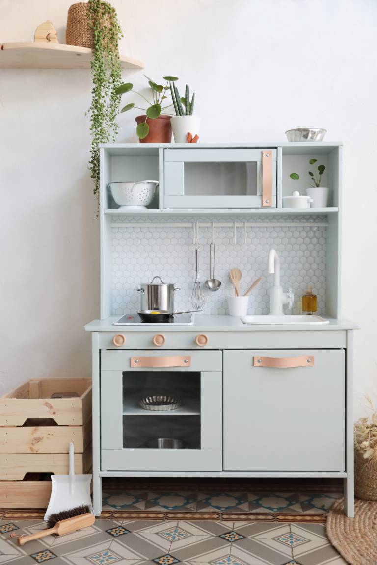 Ikea Hack : La cuisine pour enfant Duktig en mode Urban Jungle // Hëllø Blogzine blog deco & lifestyle www.hello-hello.fr