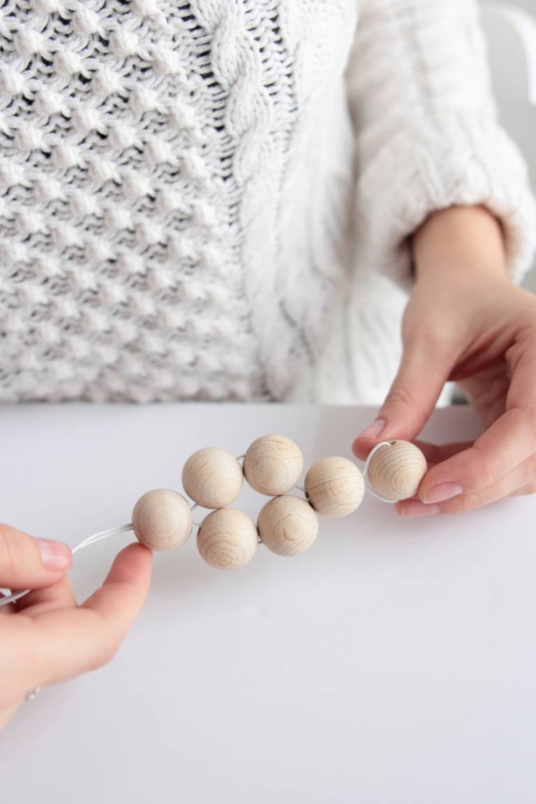 DIY Noël Etoile en perles de bois // Hëllø Blogzine blog deco & lifestyle www.hello-hello.fr