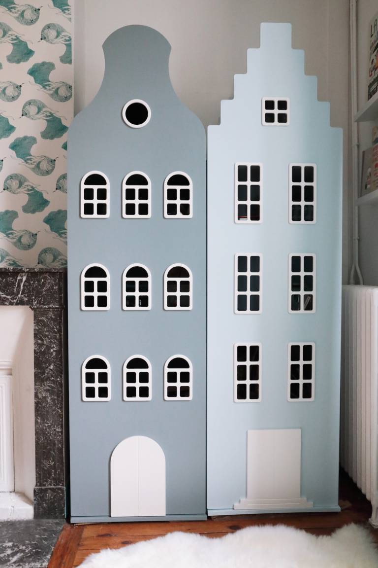 Armoire Maison Kast Van Een Huis // Hëllø Blogzine blog deco & lifestyle www.hello-hello.fr