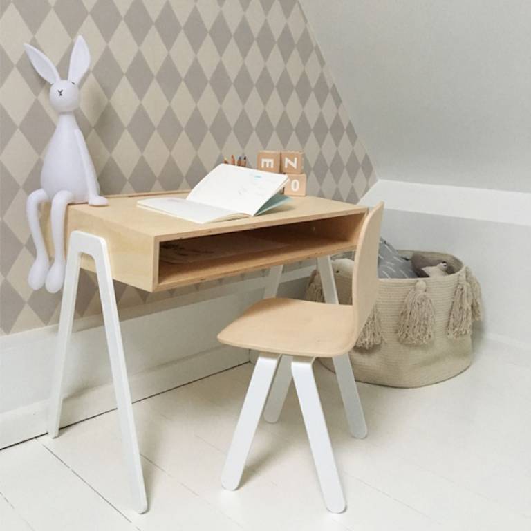In2wood, bureau design pour enfant // Hellø Blogzine - Blog déco lifestyle - www.hello-hello.fr