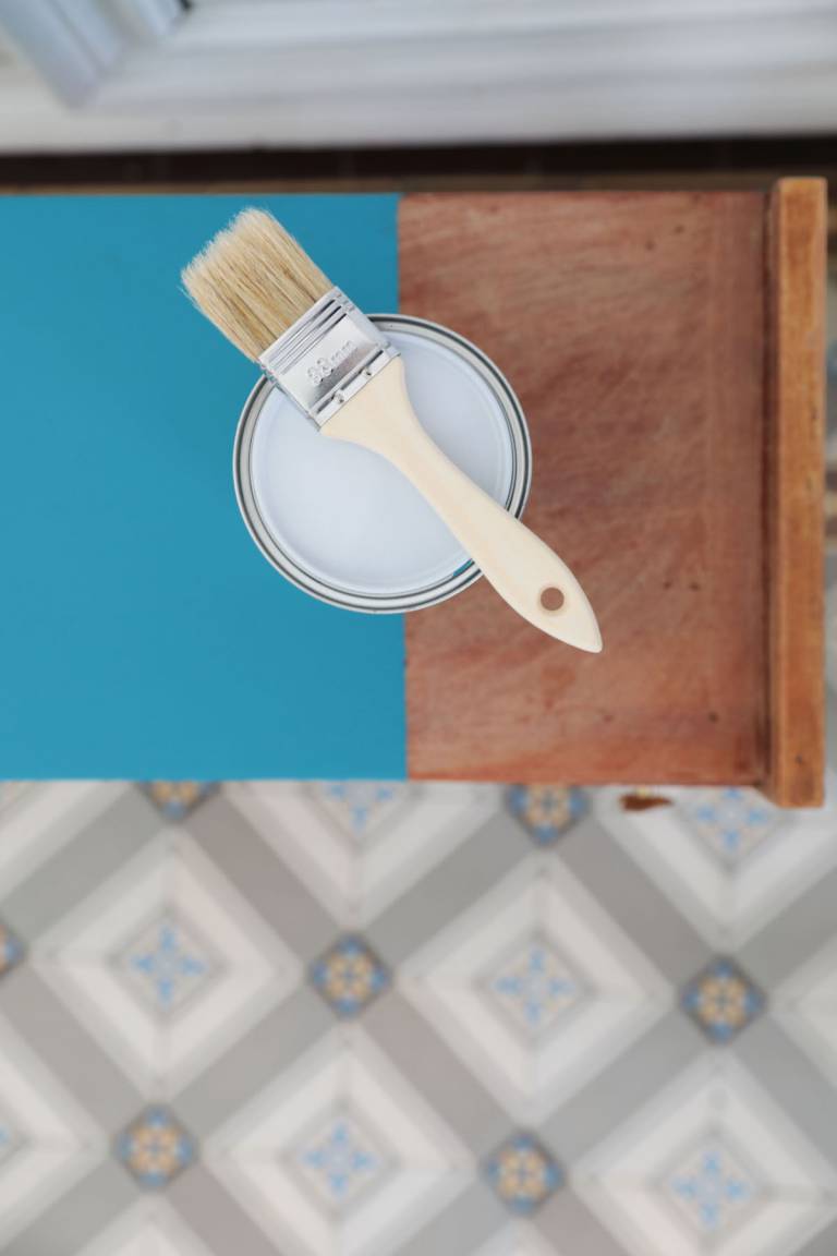 Voici comment peindre sans décaper et sans sous-couche un meuble vintage // Hëllø Blogzine blog deco & lifestyle www.hello-hello.fr