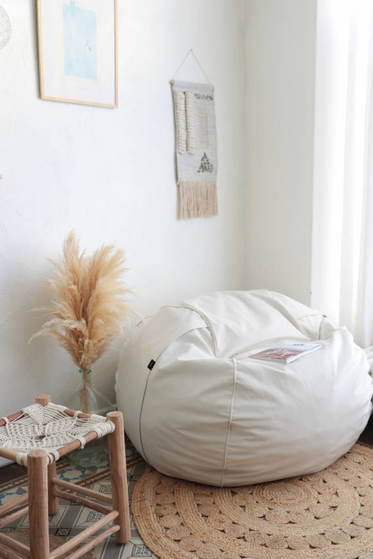 Pouf géant ultra-confortable Vetsak // Hëllø Blogzine blog deco & lifestyle www.hello-hello.fr #vetsak