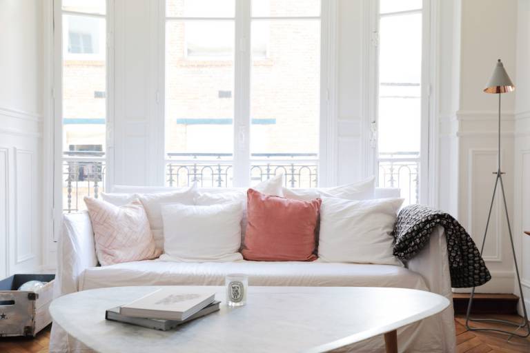 L'appartement haussmannien de Virginie, du blog Mes Petites Paillettes // Hëllø Blogzine blog deco & lifestyle www.hello-hello.fr