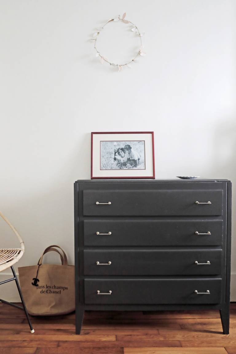L'appartement haussmannien de Virginie, du blog Mes Petites Paillettes // Hëllø Blogzine blog deco & lifestyle www.hello-hello.fr L'appartement haussmannien de Virginie, du blog Mes Petites Paillettes // Hëllø Blogzine blog deco & lifestyle www.hello-hello.fr