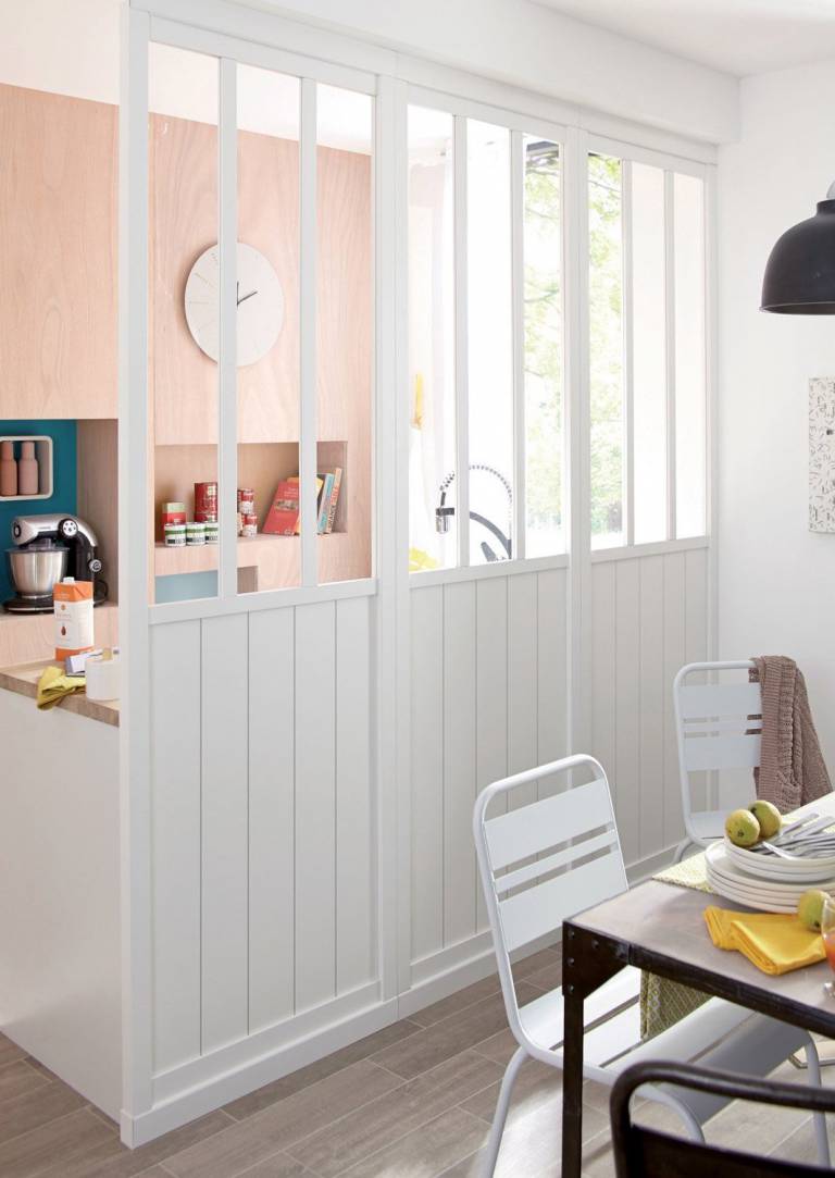 Une cloison qui laisse entrer la lumière // Hëllø Blogzine blog deco lifestyle www.hello-hello.fr