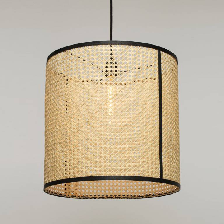 Lumière sur les luminaires en cannage // Hëllø Blogzine blog deco & lifestyle www.hello-hello.fr