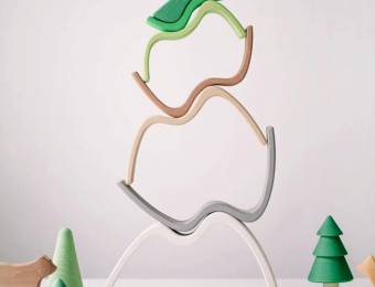 Jouets en bois eco-friendly et montessori Raduga Grez // Hellø Blogzine - Blog déco lifestyle - www.hello-hello.fr