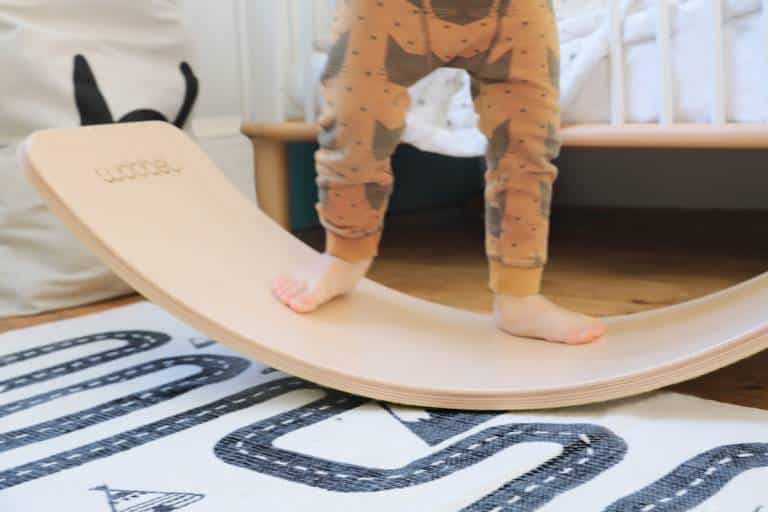 Le wobble board, une planche d'équilibre design pour les petits et les grands // Hëllø Blogzine blog deco & lifestyle www.hello-hello.fr