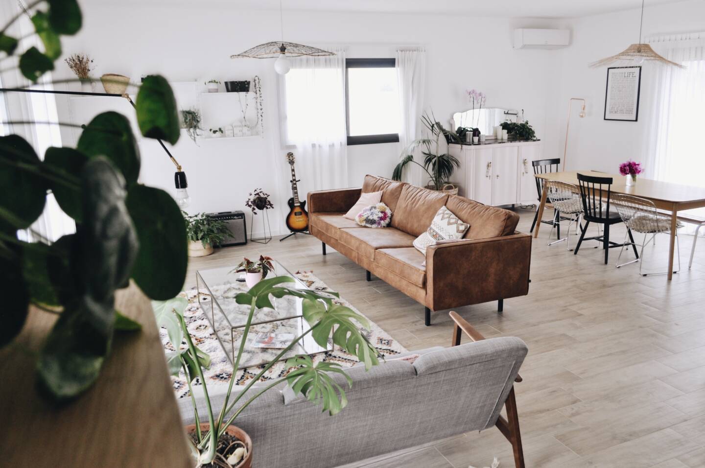 Visite déco de la maison lumineuse de Jessica du blog Zess // Hëllø Blogzine blog deco & lifestyle www.hello-hello.fr
