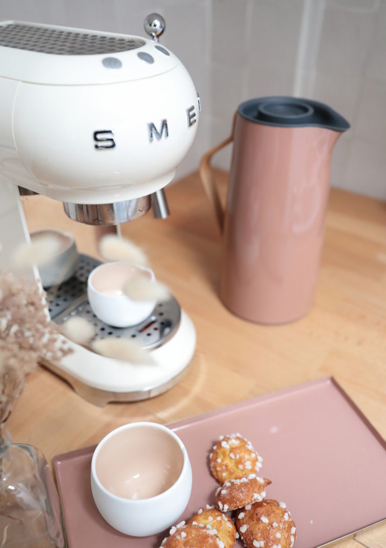 Pichet et bouilloire design Emma de Stelton // Hellø Blogzine - Blog déco Lifestyle - www.hello-hello.fr