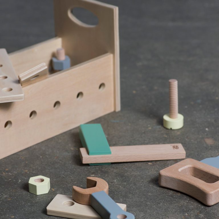Jouets Montessori // Hellø Blogzine - Hello Blogzine blog déco Lifestyle - www.hello-hello.fr