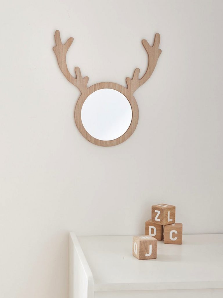 Des cadeaux en bois pour une chambre d'enfant // Hellø Blogzine - blog déco lifestyle - www.hello-hello.fr