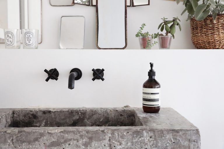 Home Tour Le duplex campagne chic de Zoe de las Cases // Hellø Blogzine blog deco & lifestyle www.hello-hello.fr