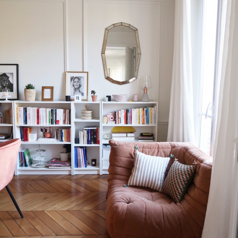 Visite d'un appartement haussmannien à la déco Paris-Orient - Parisian and Oriental decor in an haussmanien flat // Hellø Blogzine blog deco & lifestyle www.hello-hello.fr