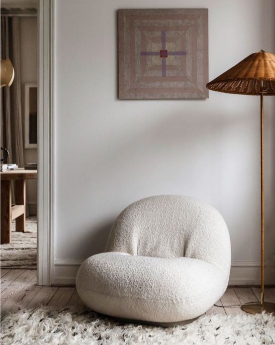 Où trouver un fauteuil blanc en bouclette // Hëllø Blogzine blog deco & lifestyle www.hello-hello.fr 