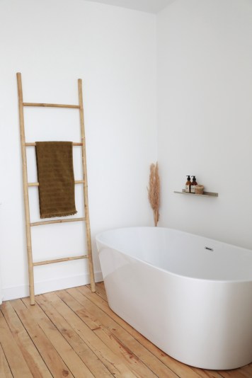 Les plus belles salles de bain de nos home tours / Hellø Blogzine blog deco & lifestyle www.hello-hello.fr