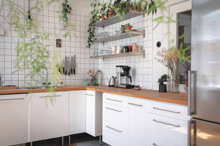 Visite privée de l'appartement en Suède de Oelwein // Hellø Blogzine blog deco & lifestyle www.hello-hello.fr