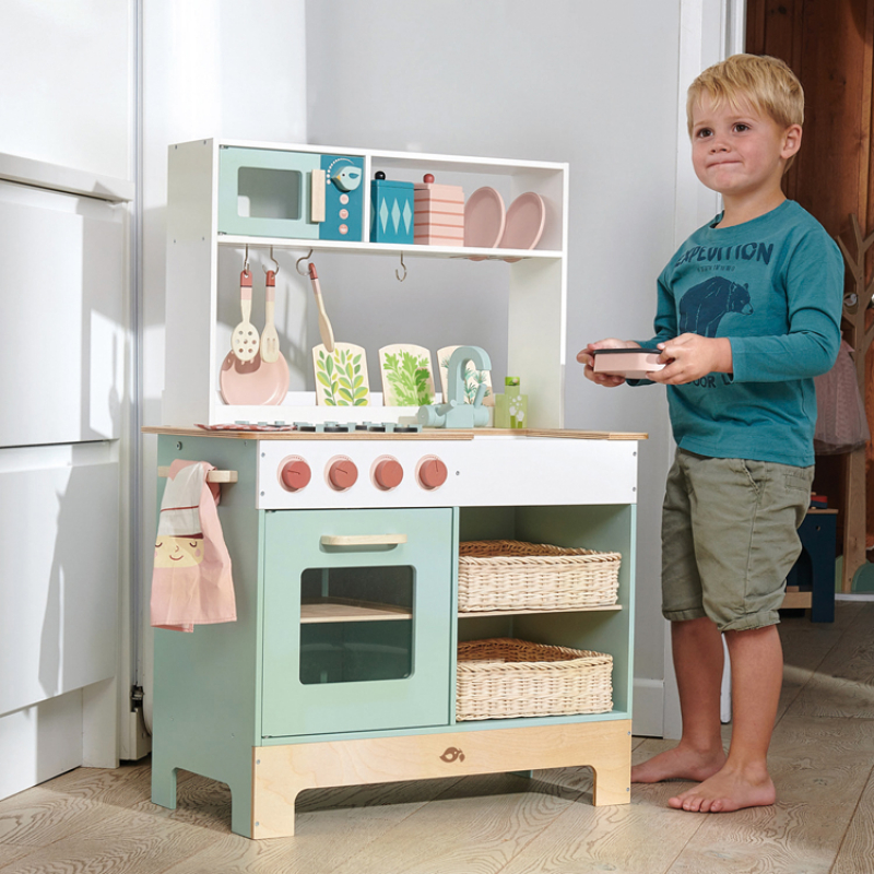 Cuisine en bois pour enfant : nos 15 modèles préférés // Hellø Blogzine blog deco & lifestyle www.hello-hello.fr