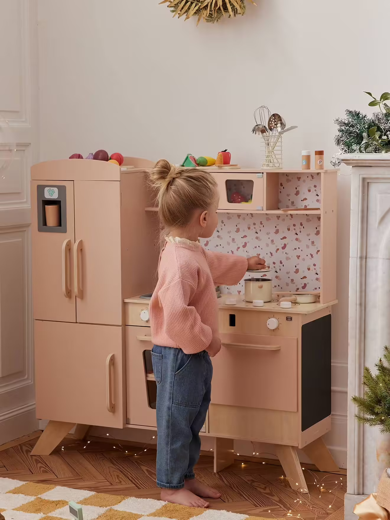 Cuisine en bois pour enfant : nos 15 modèles préférés // Hellø Blogzine blog deco & lifestyle www.hello-hello.fr