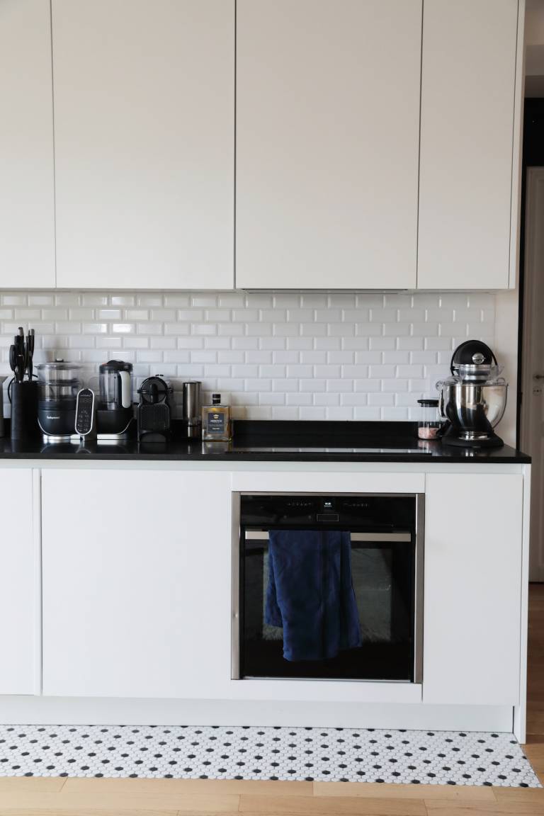 Le petit appartement optimisé de Marina de Harpe et Pierre-Alexandre de Projection Immobilière // Hellø Blogzine blog deco & lifestyle www.hello-hello.fr