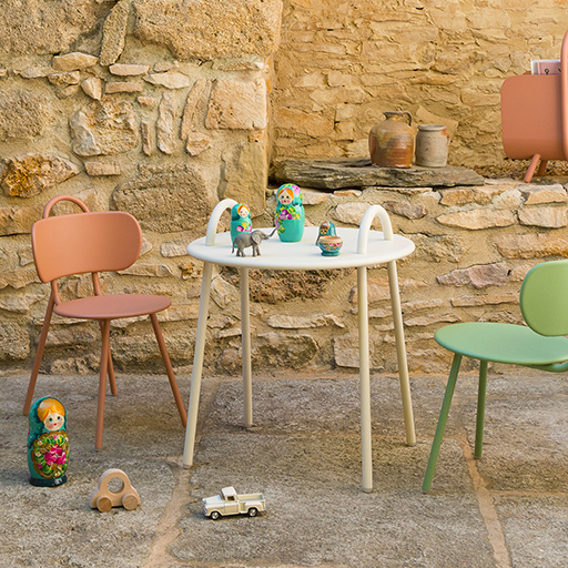 Où trouver de jolis meubles de jardin pour enfant ? // Hellø Blogzine - Blog déco lifestyle - www.hello-hello.fr