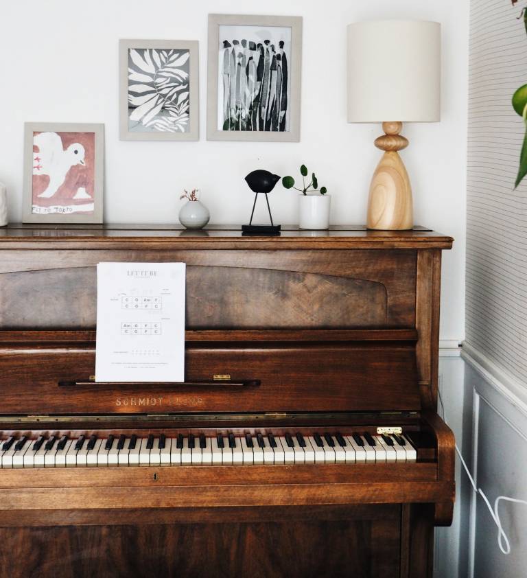 Bienvenue dans la maison esprit campagne de Sophie, cofondatrice de Papy Papette // Hellø Blogzine blog deco & lifestyle www.hello-hello.fr